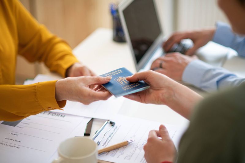 Bringing Your Family to the UAE on a Green Visa